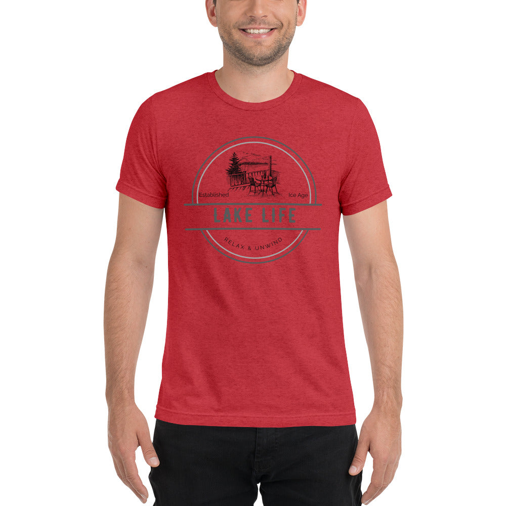 Short sleeve t-shirt - Lake Life View from a Deck